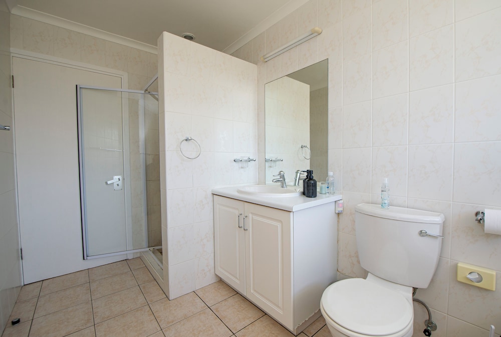 Thanda Vista - Bed And Breakfast 49/50