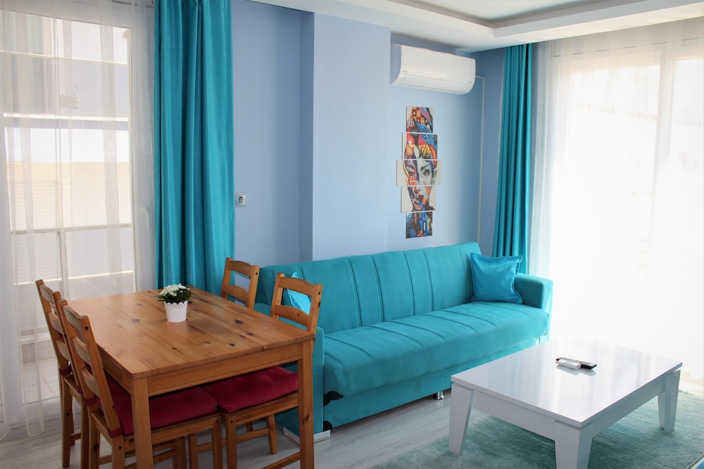 Mavi Restaurant & Apartments 1 36/50