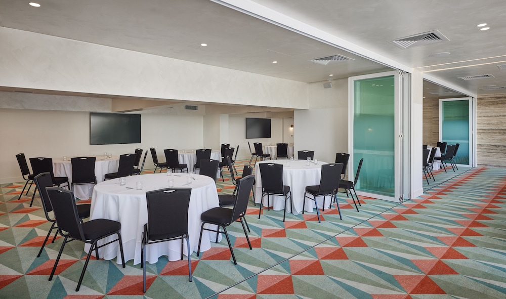 Hyatt Regency Brisbane 53/58