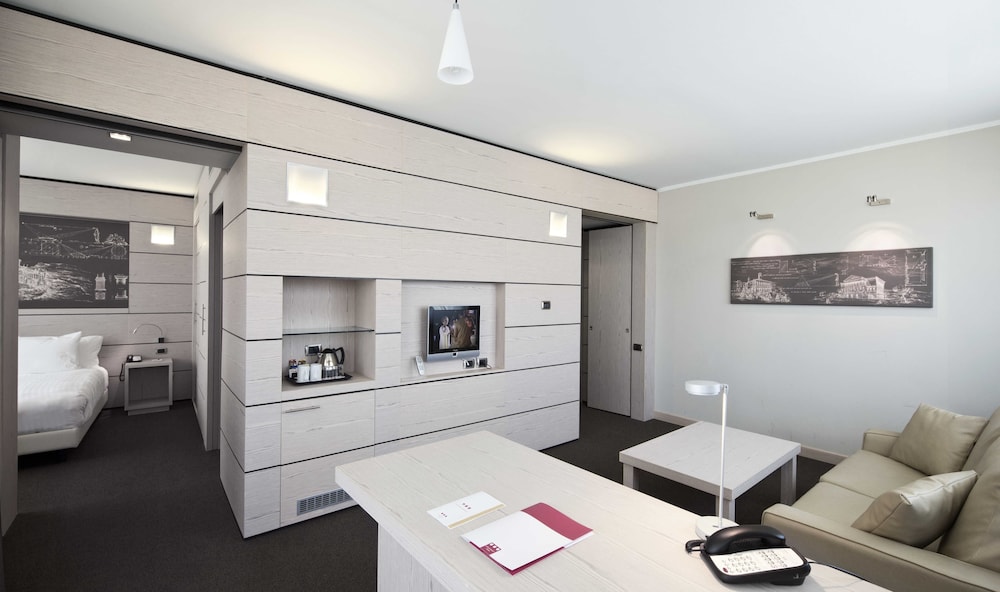 Unahotels Bologna San Lazzaro 30/64