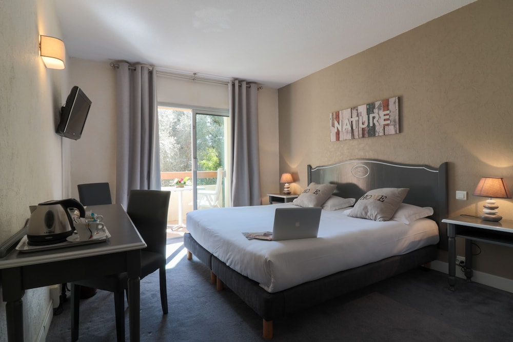 Inter Hotel Le Floreal 34/66
