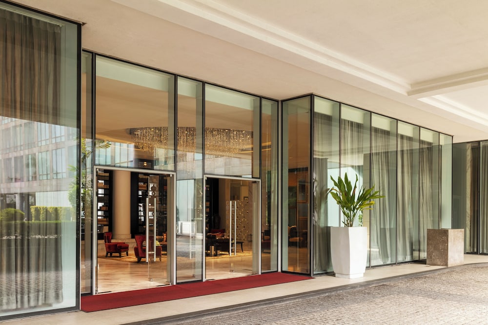 Raffles Makati 2/50