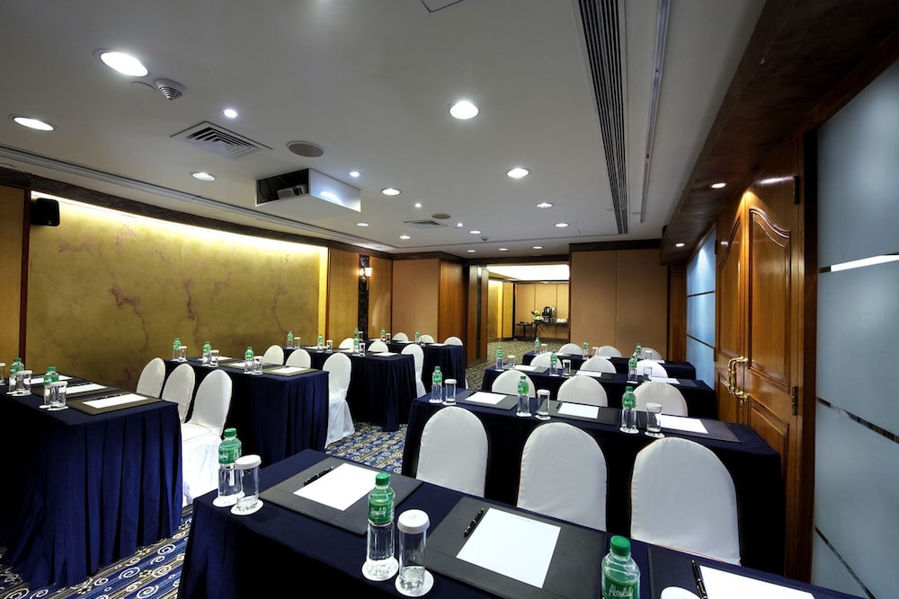 Charterhouse Causeway Bay Hotel 46/50