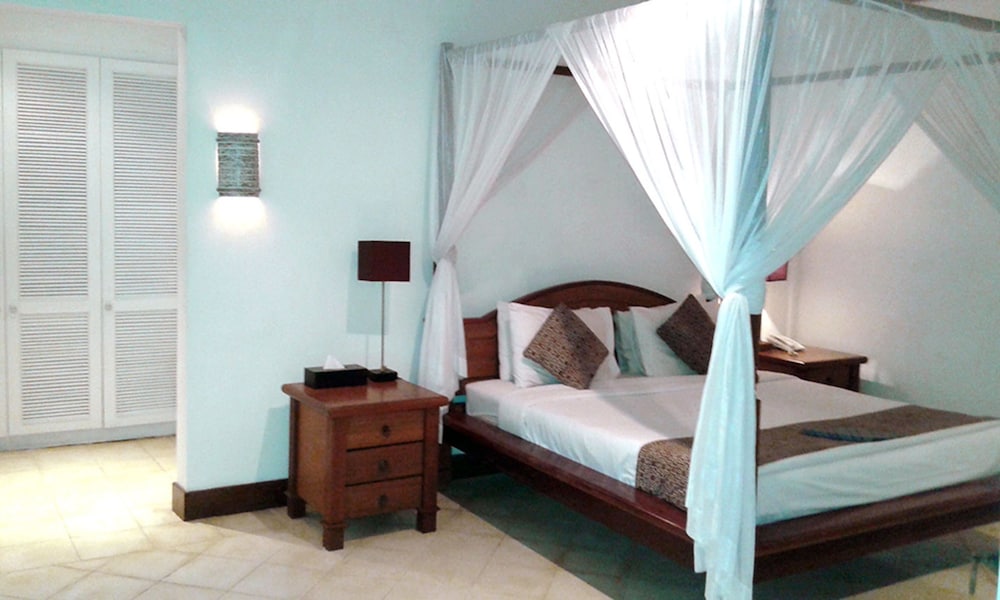 Gajah Biru Bungalows 6/50