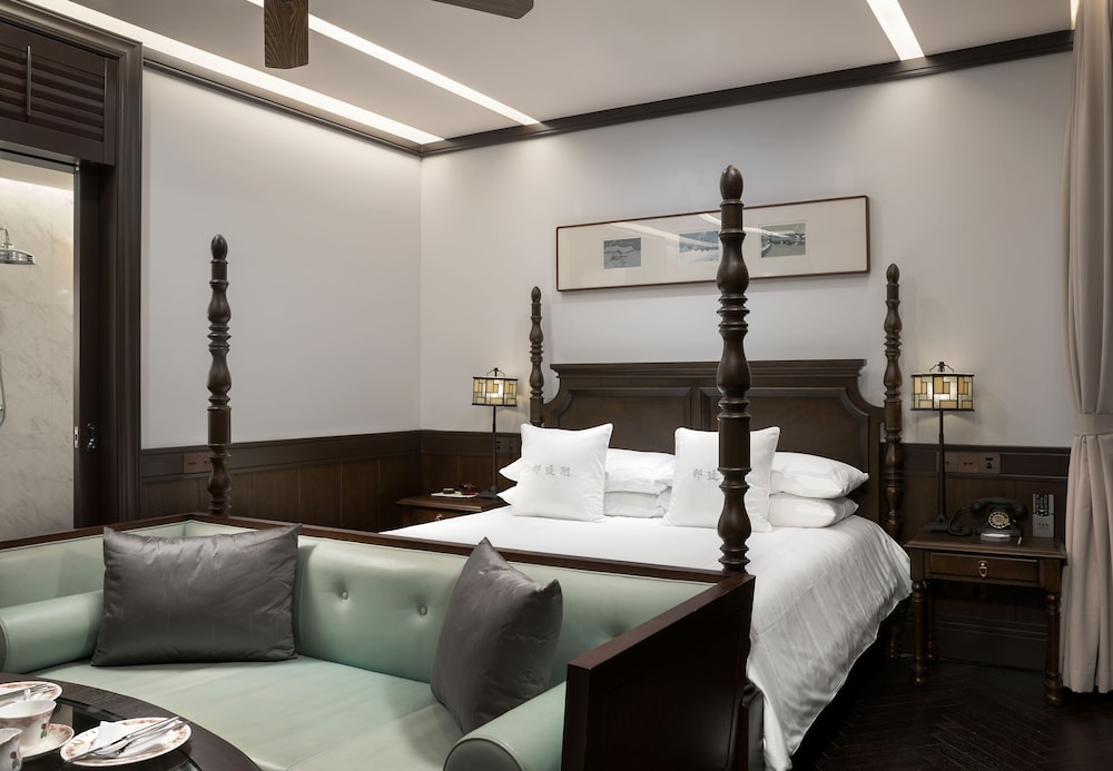 Chaptel Hotel 27/65