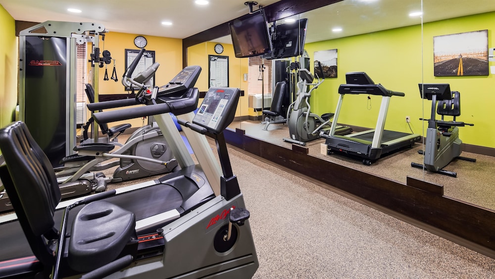 Best Western Plus Richmond Airport Hotel 20/30