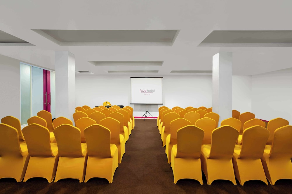 favehotel Kelapa Gading 45/54