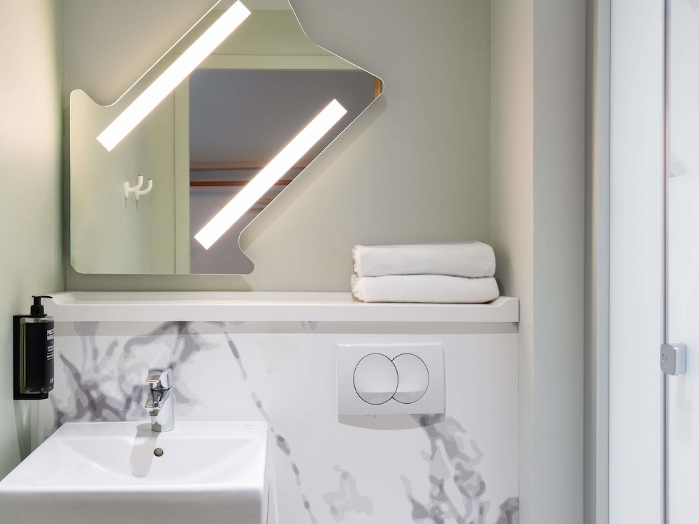ibis budget Rouen Centre Rive Gauche 58/61