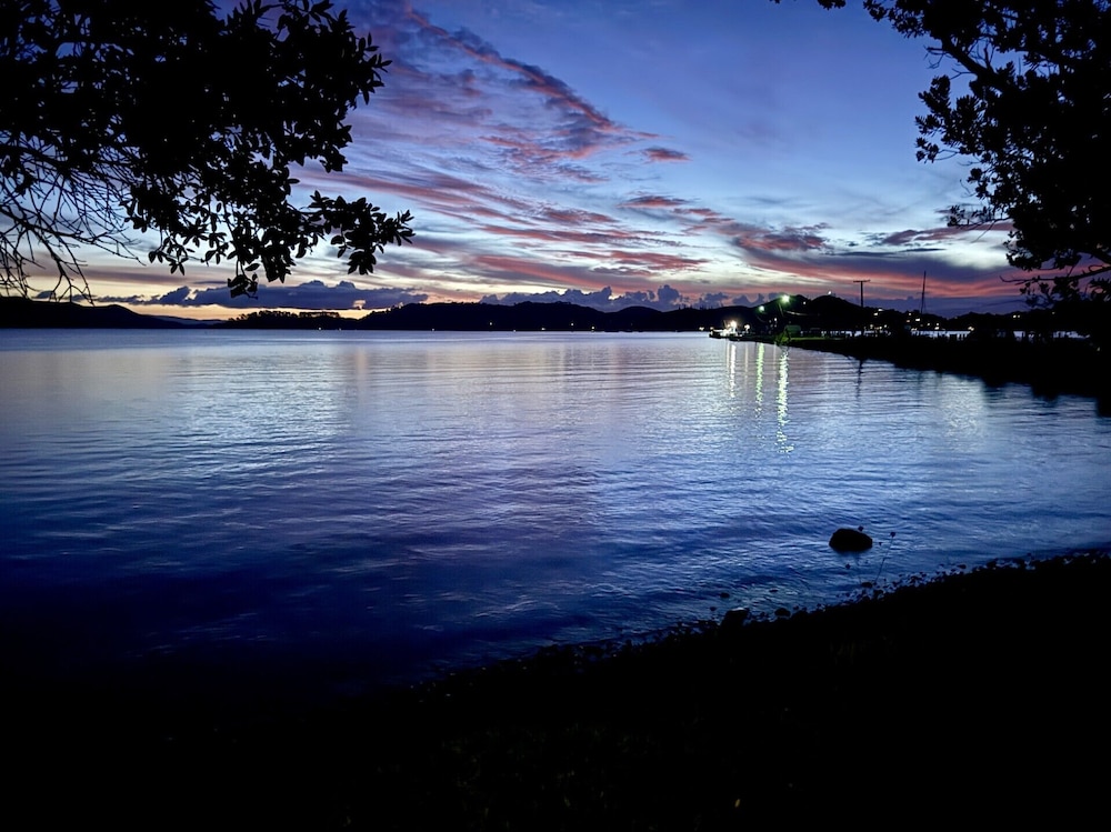 Anchor Lodge Resort 64/73