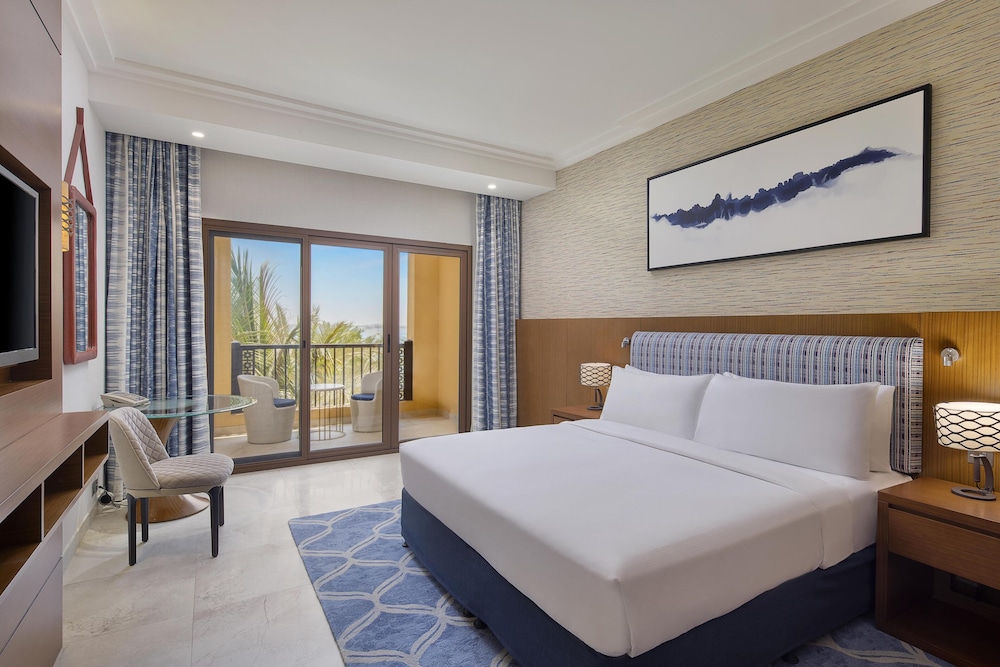 STANDARD, KING BED, ACCESSIBLE