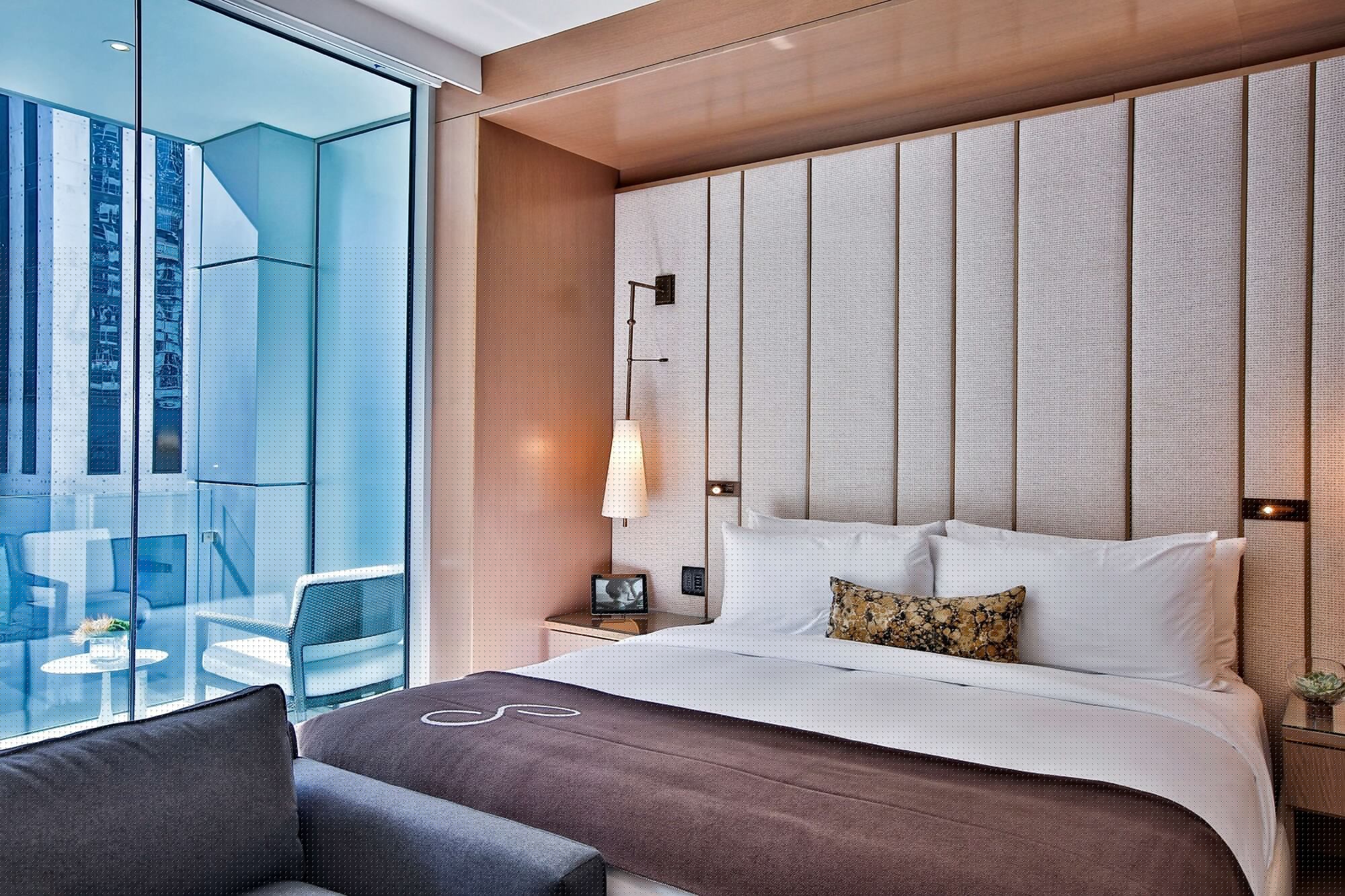 Suite, King Bed