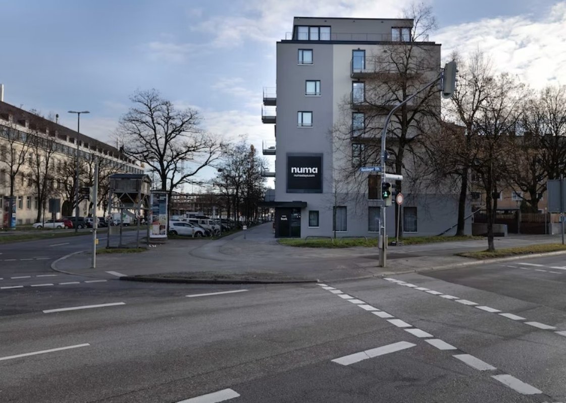 numa Stark Rooms & Apartments 62/63