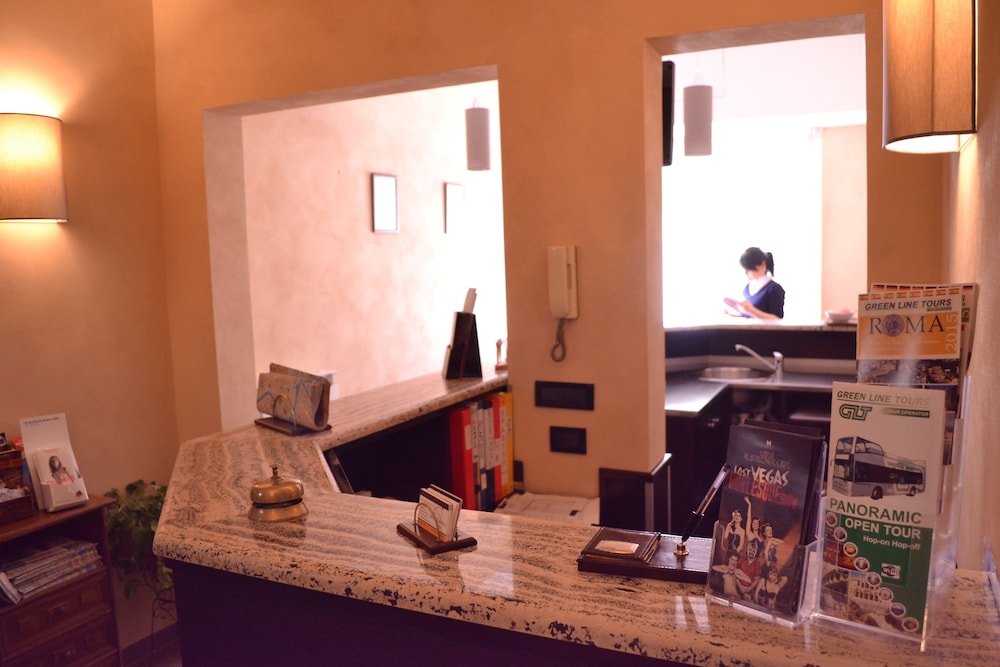 Nautilus Hotel 15/25