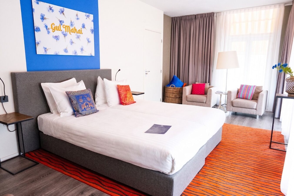 Hotel de Wereld 13/50