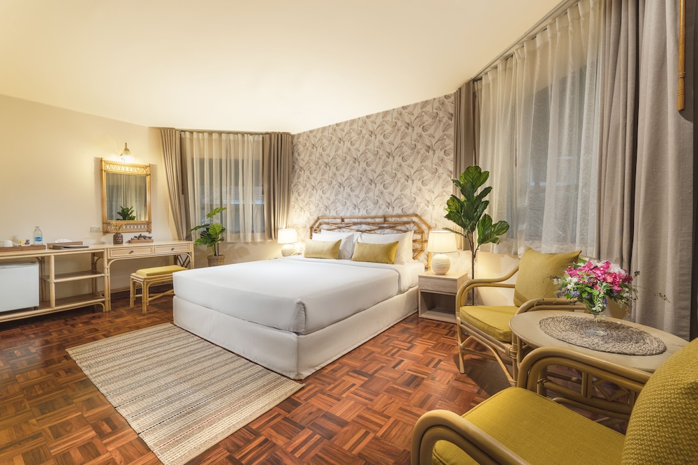 Regent Chalet Hua Hin 11/50