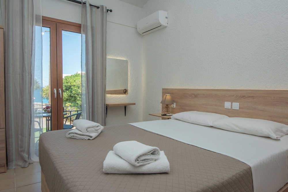 Athina Villas 14/56