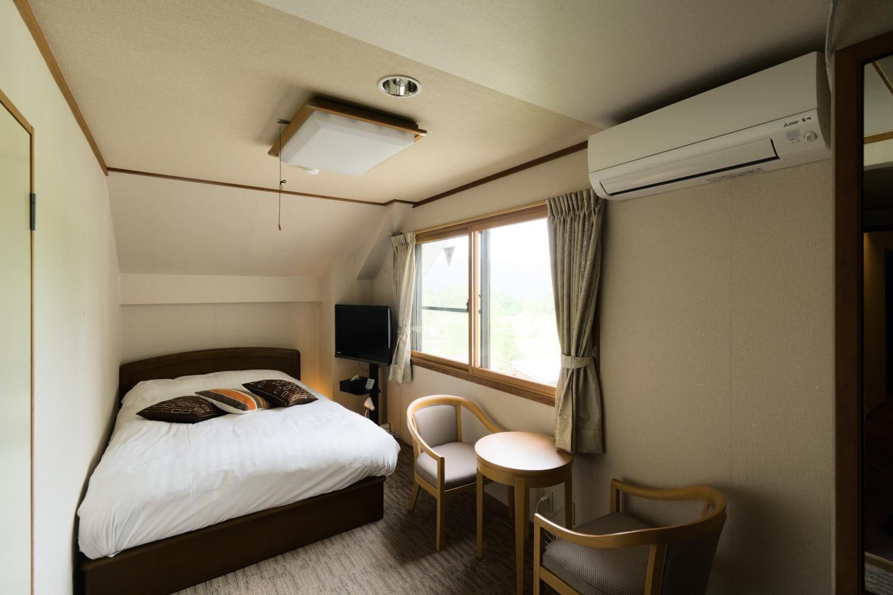 Standard, Double Bed
