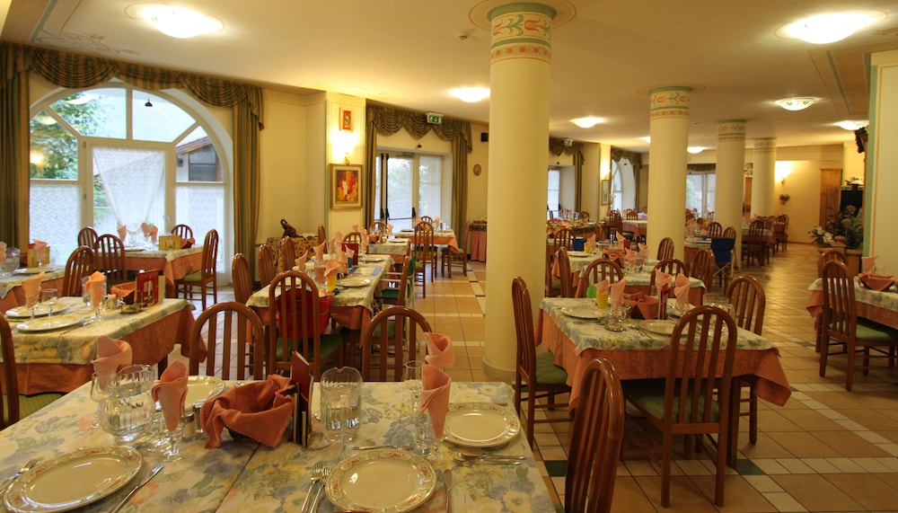Hotel Europa 22/34