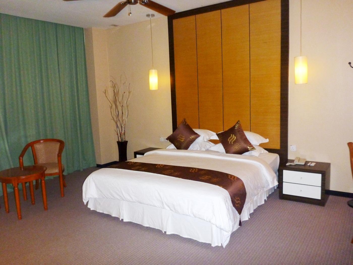 Presidential, Room 2, Suite
