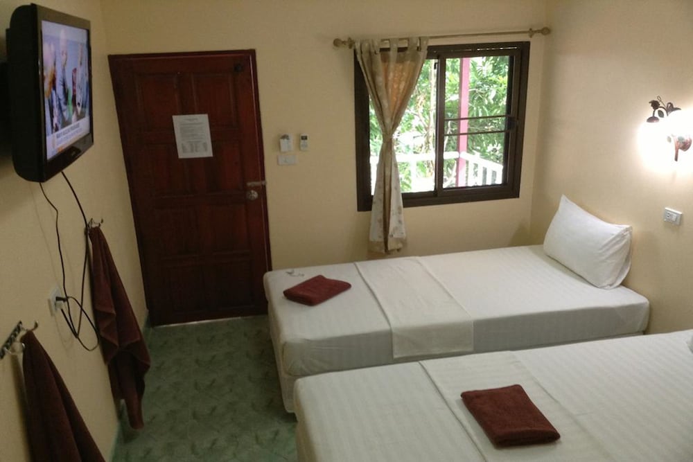 Coco's Guesthouse 40/66