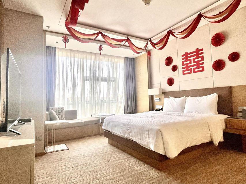 Inzone Royal Plaza Hotels 8/20
