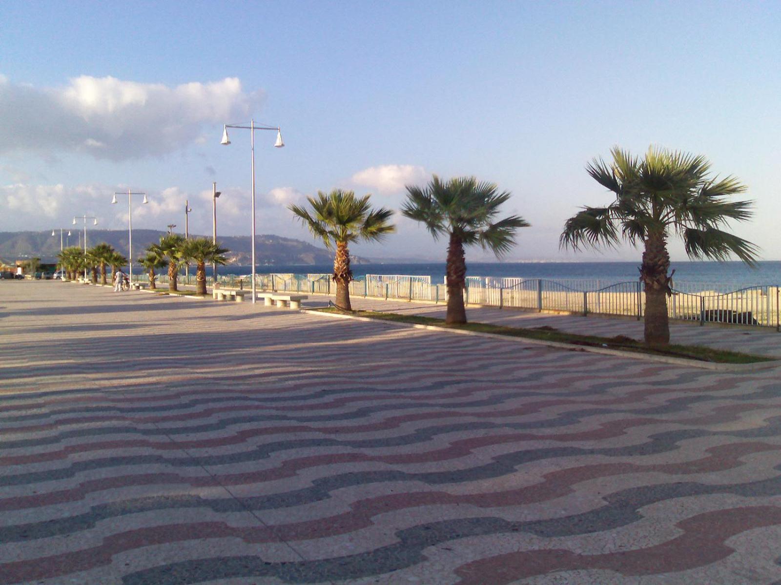 HOTEL NETTUNO SOVERATO 56/59