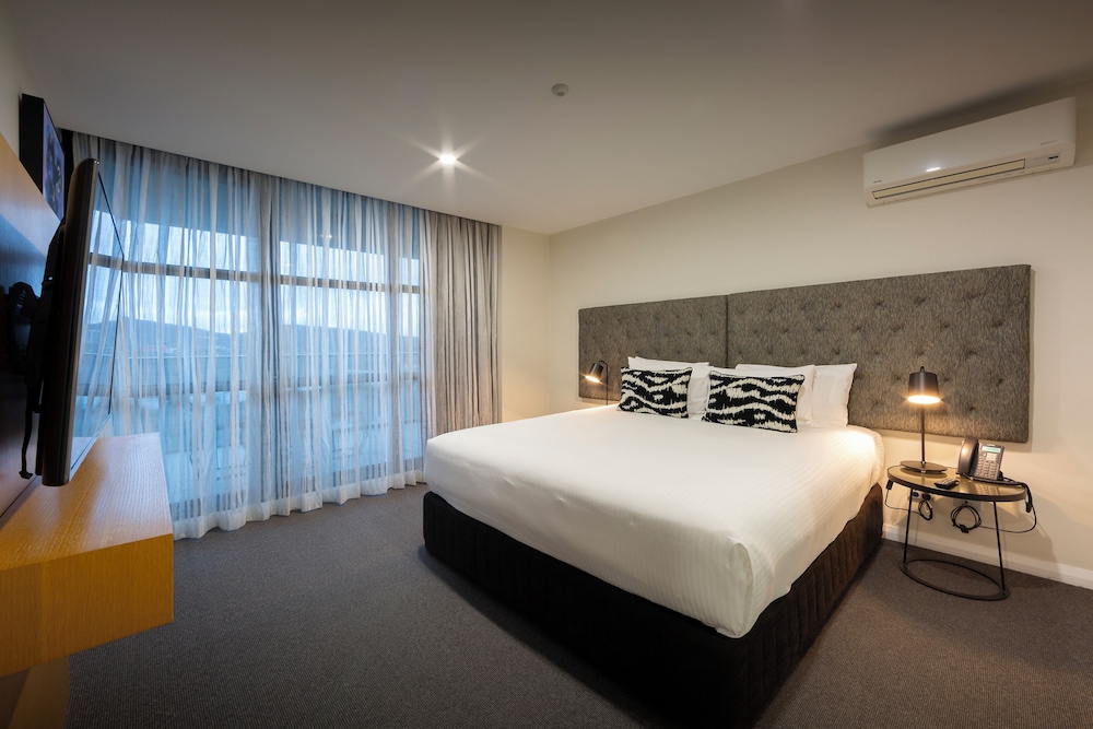 SPA, SUITE