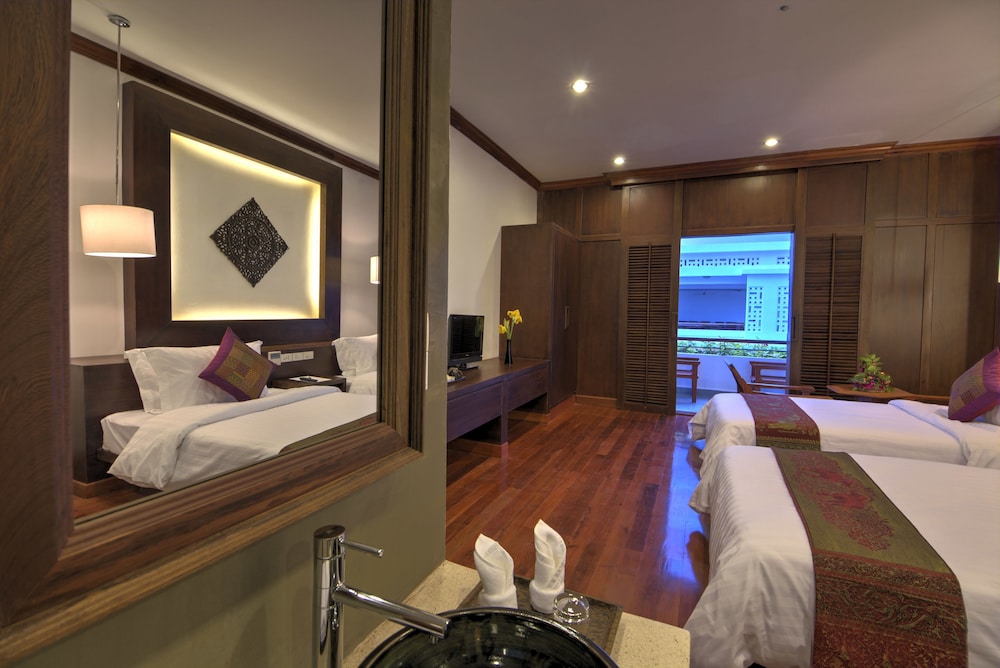 The Moon Residence Spa 48/71