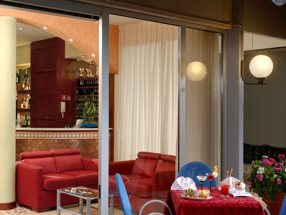 Hotel Odeon 28/48