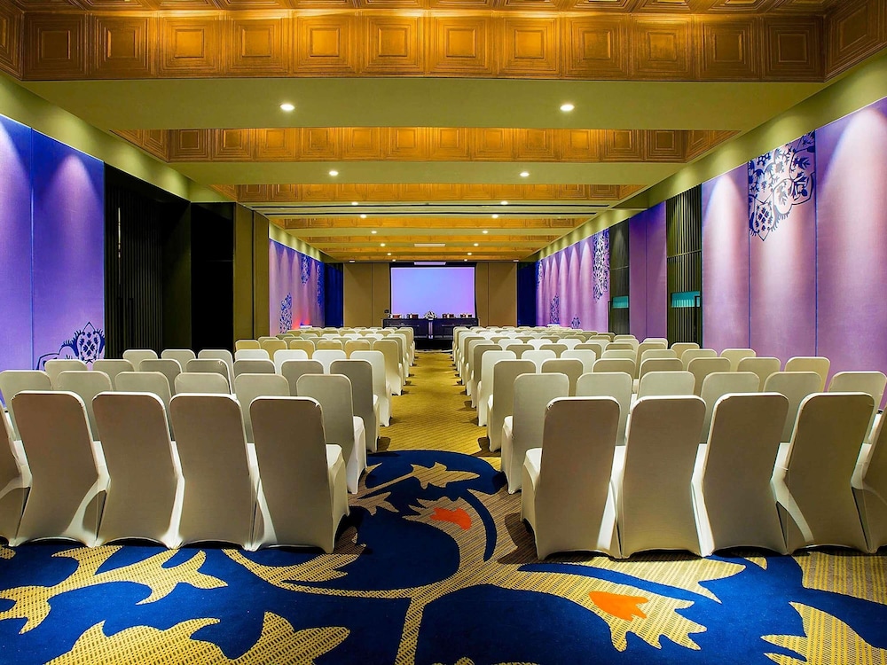 Grand Mercure Mysore 59/70