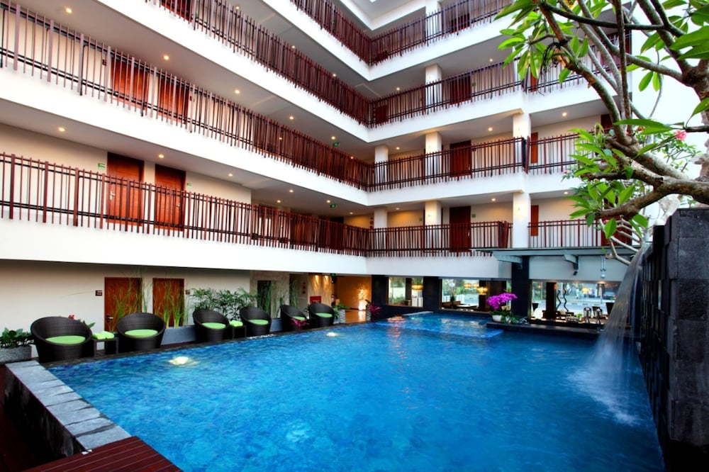 巴厘岛库塔 7 天优品酒店(Sun Royal Hotel) 图片3