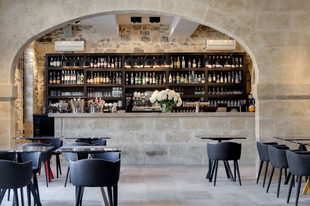 Boutique Hotel des Remparts 27/50