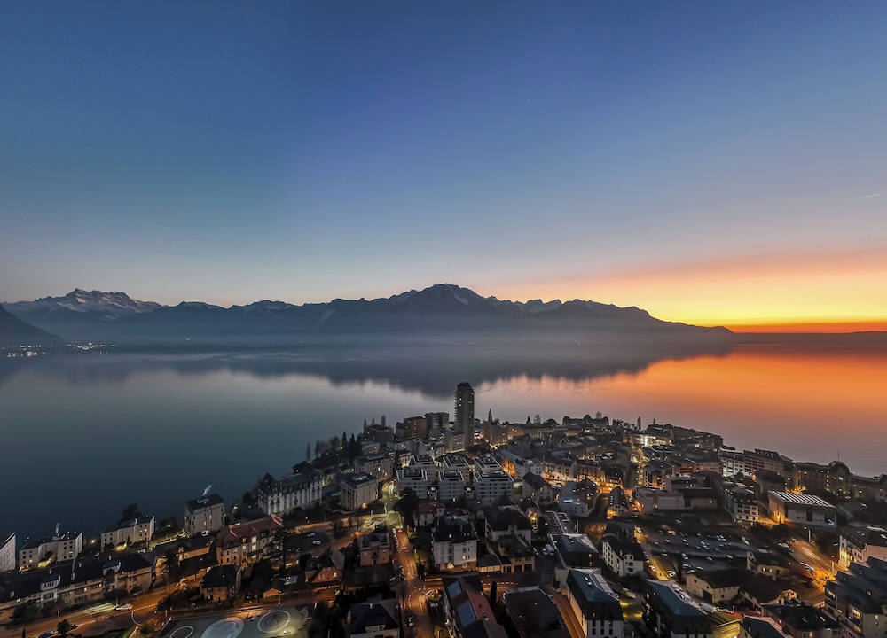 Tralala Hotel Montreux 70/73