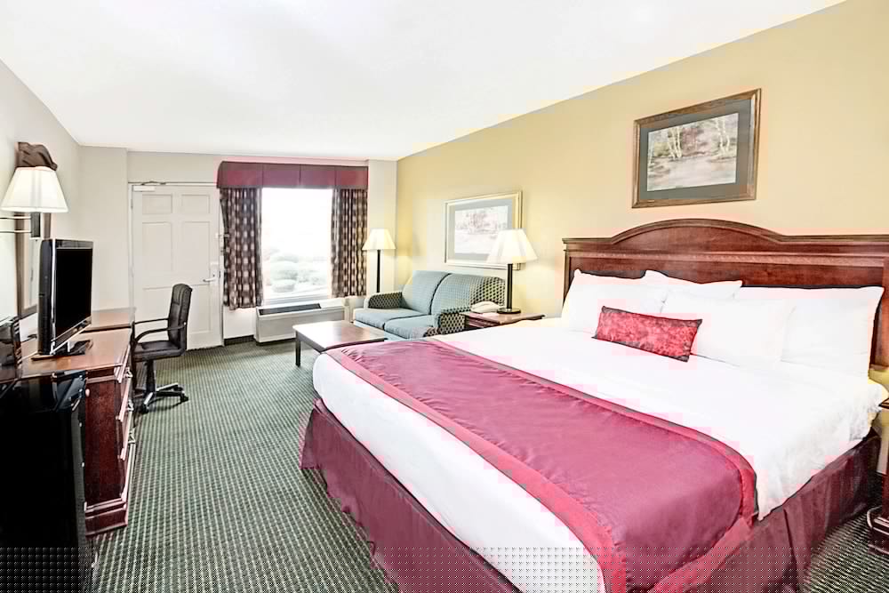 Ramada By Wyndham Walterboro 13/30