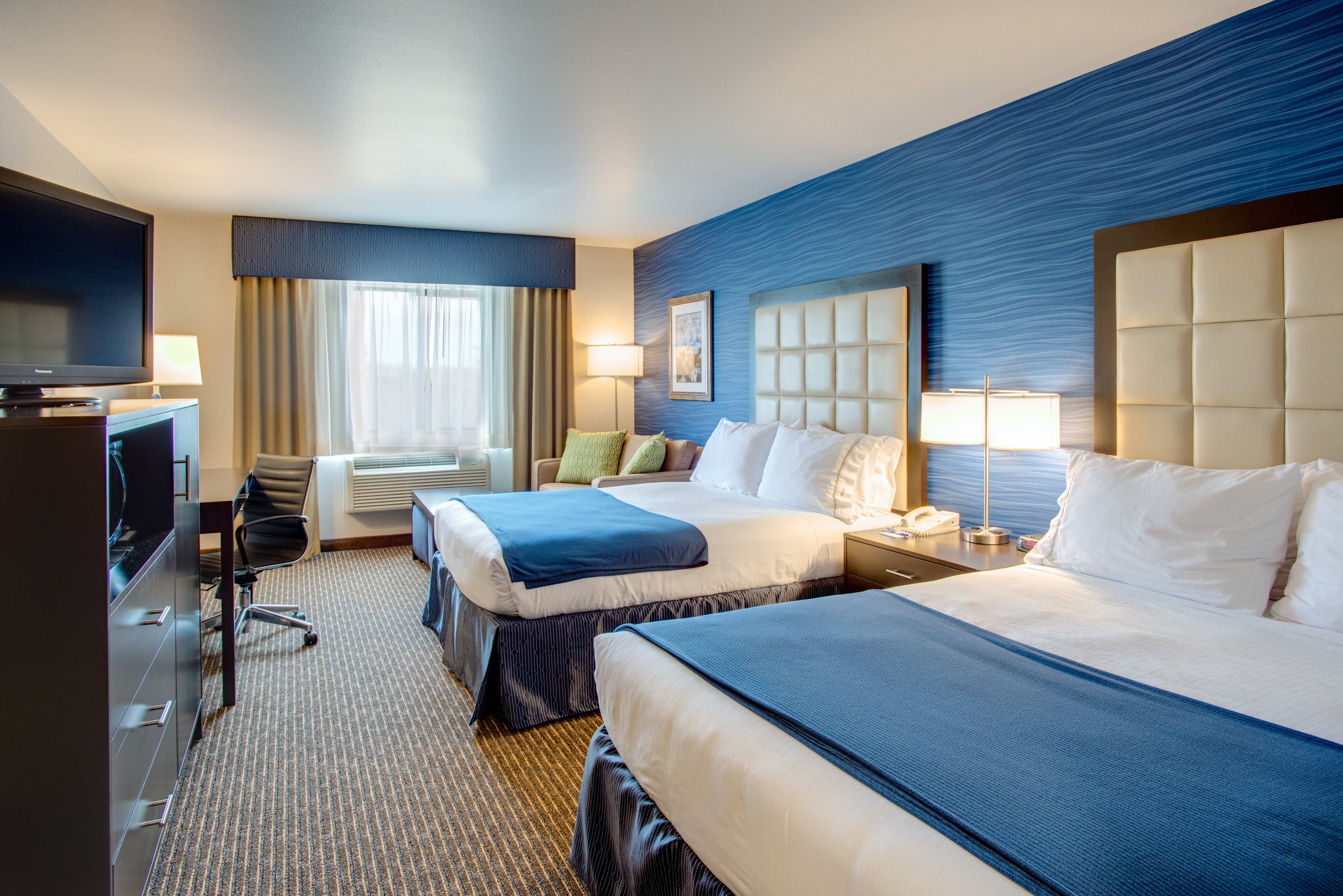 Holiday Inn Express Bellingham 18/72
