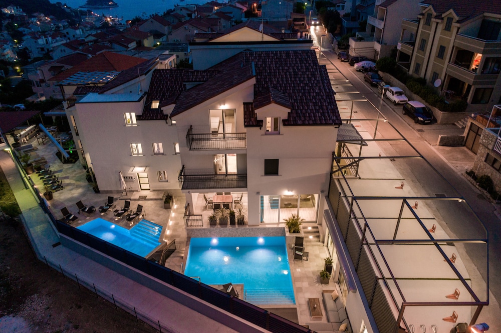 Hotel Teranea 5/50