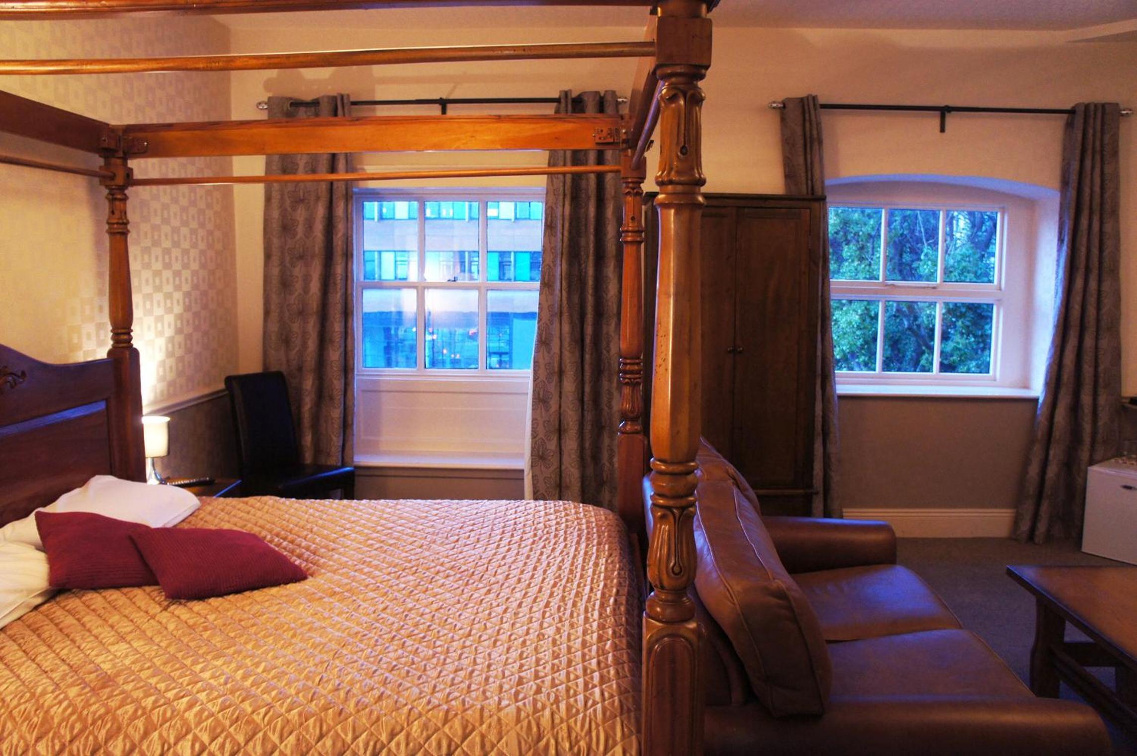 York House Hotel 20/47