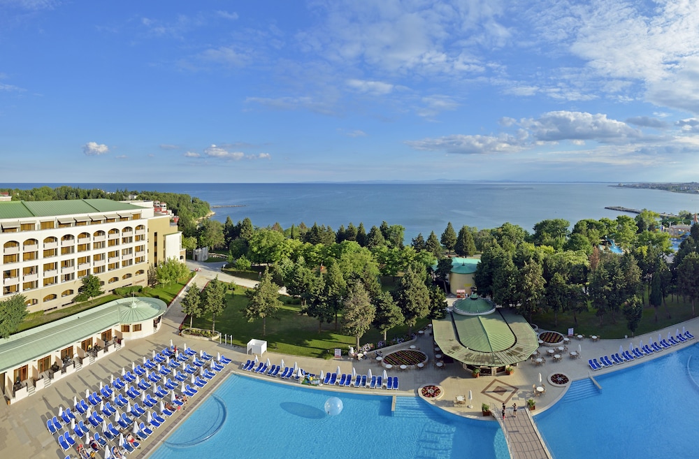 Sol Nessebar Palace All Inclusive 6/73