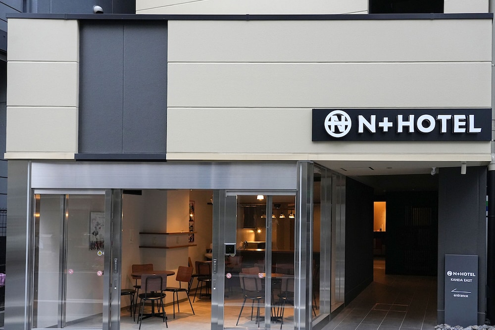Nplushotel higasikanda 7/40