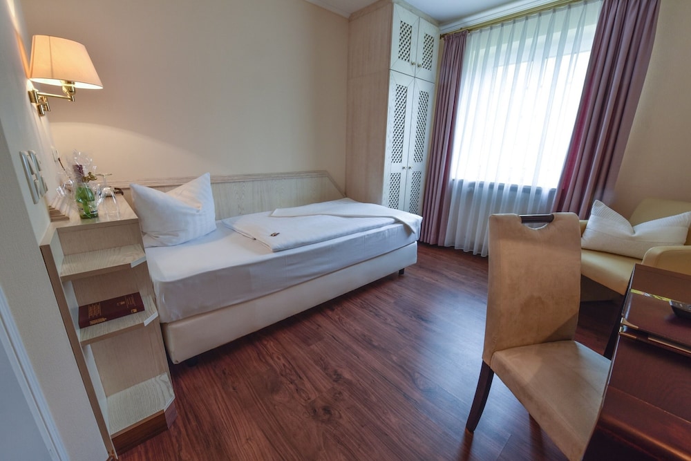 Atrium Hotel Amadeus 6/50