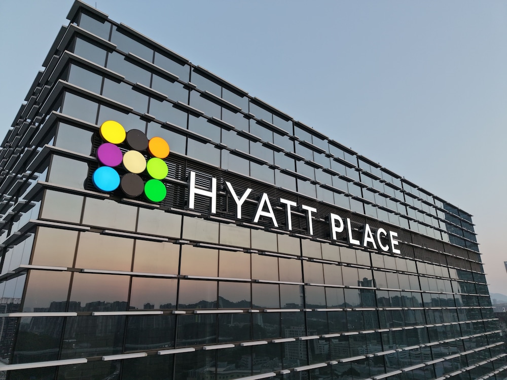 Hyatt Place Shenzhen Longgang 1/42