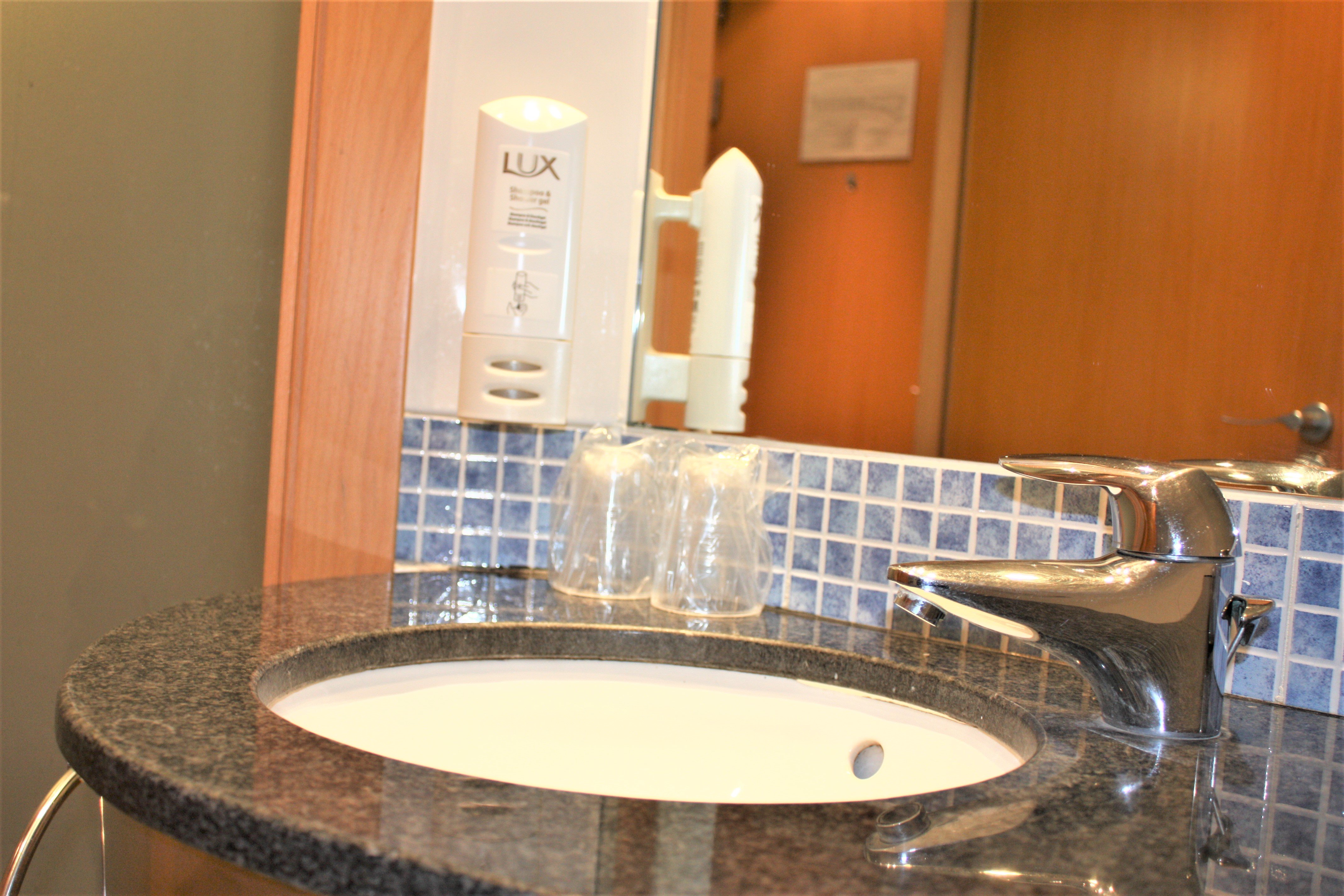 Holiday Inn Express Molins de Rei 60/62