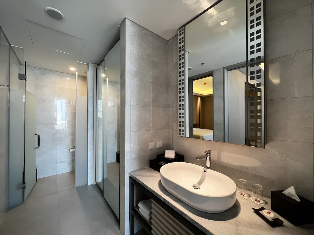Ra Suites Simatupang 49/50