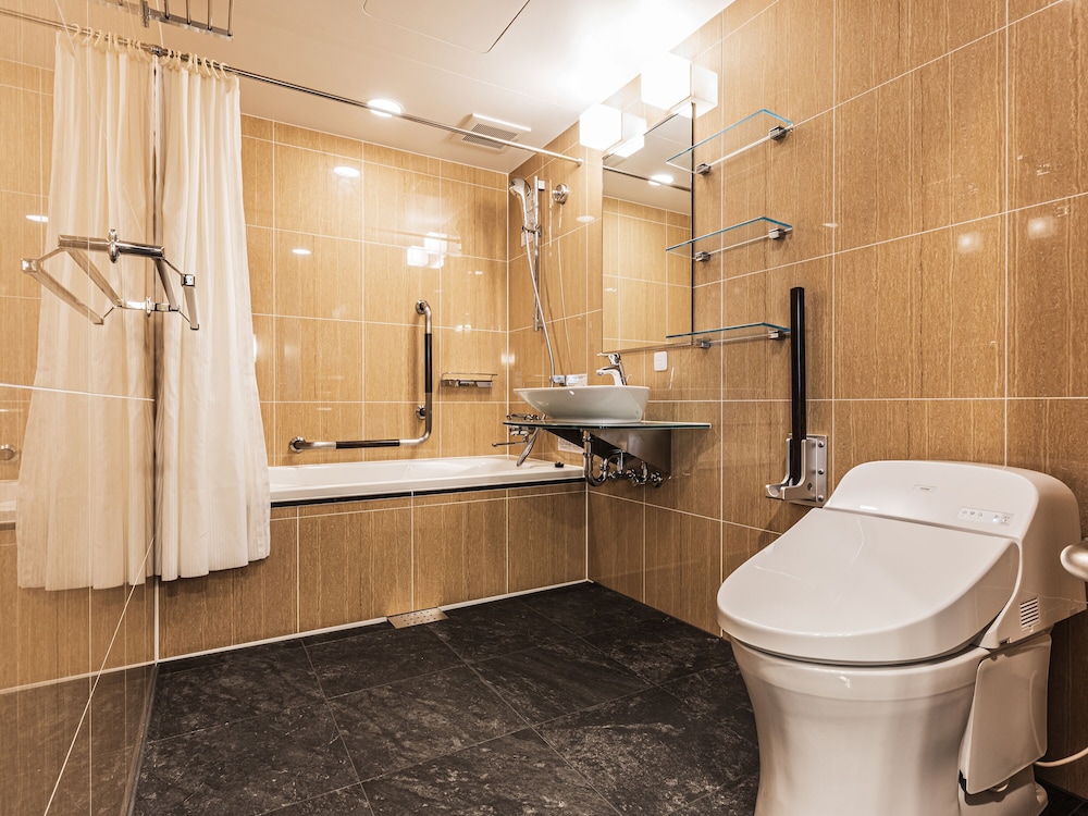 APA Hotel Shin-Osaka Esaka Ekimae 47/49
