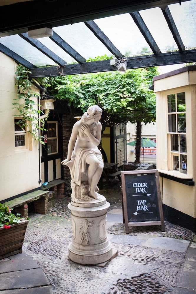 White Hart Hotel By Marstons Inns 23/39
