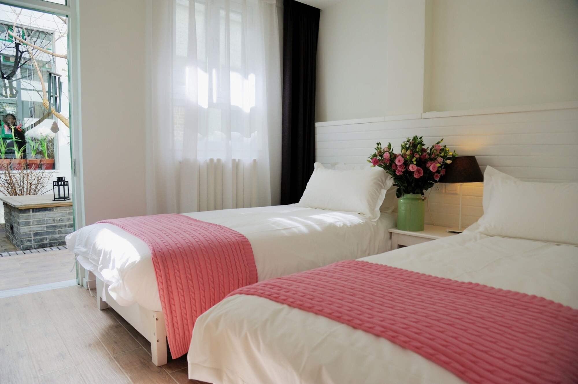 Standard, Twin Beds
