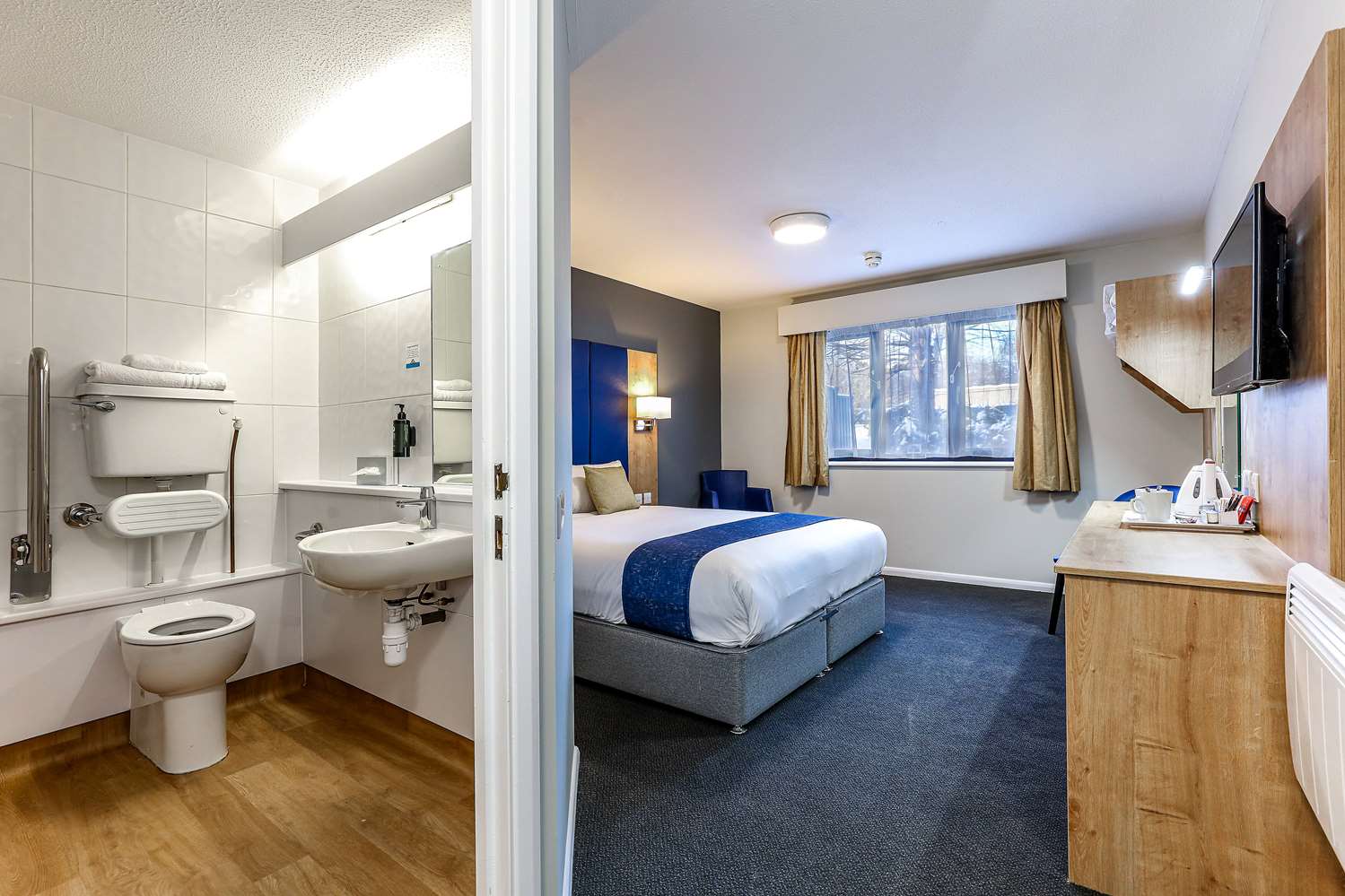 Days Inn by Wyndham London Stansted Airport 16/28
