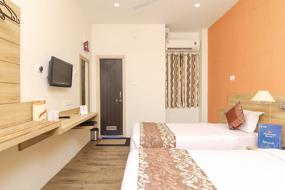 Hotel R B International 15/26