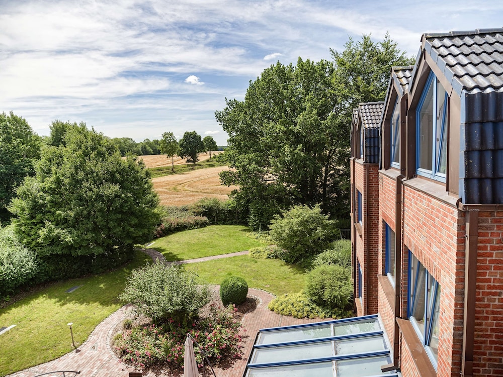Hotel Danischer Hof Altenholz By Tulip Inn 41/45