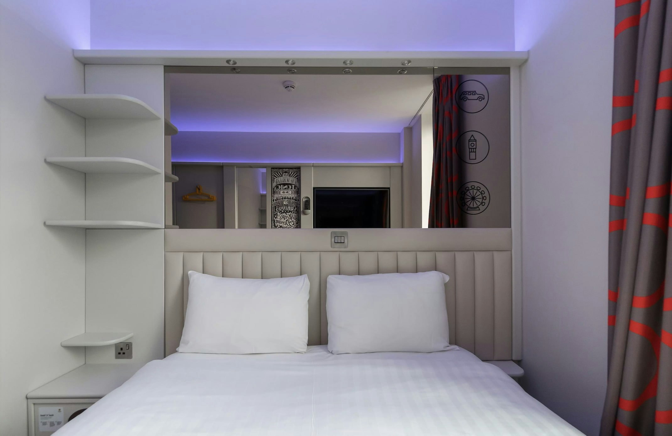 Classic, Double Bed, No Window